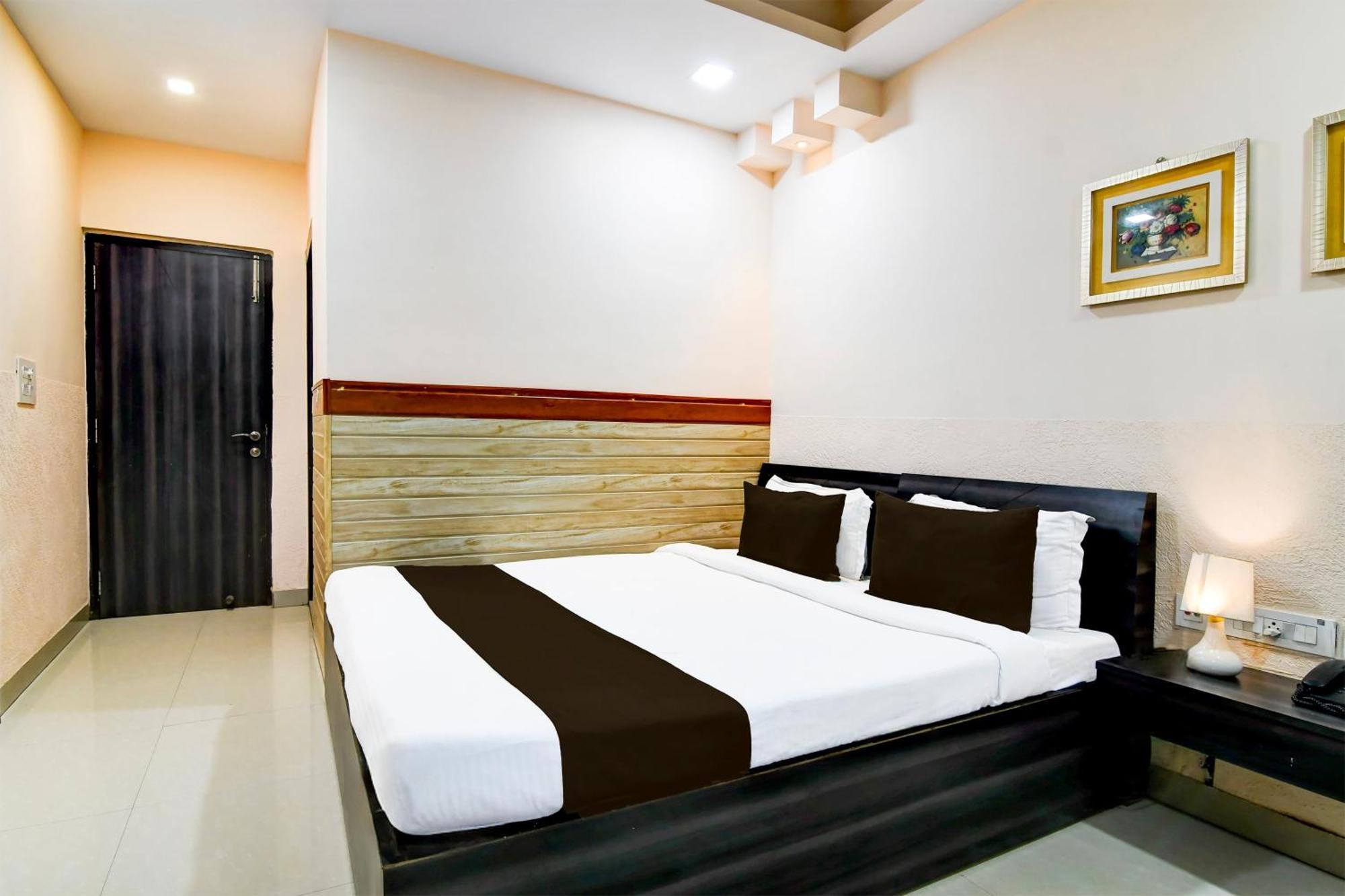 Hotel Super Collection O Behala Bhasa Exterior foto