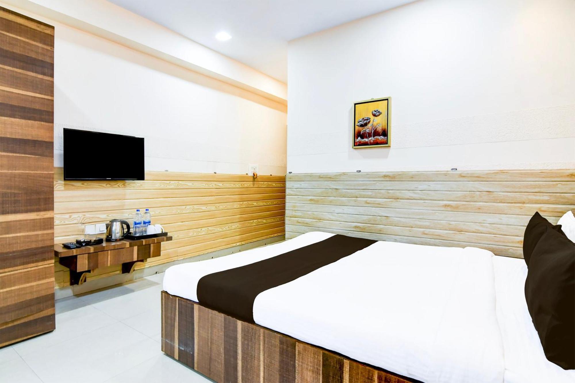 Hotel Super Collection O Behala Bhasa Exterior foto