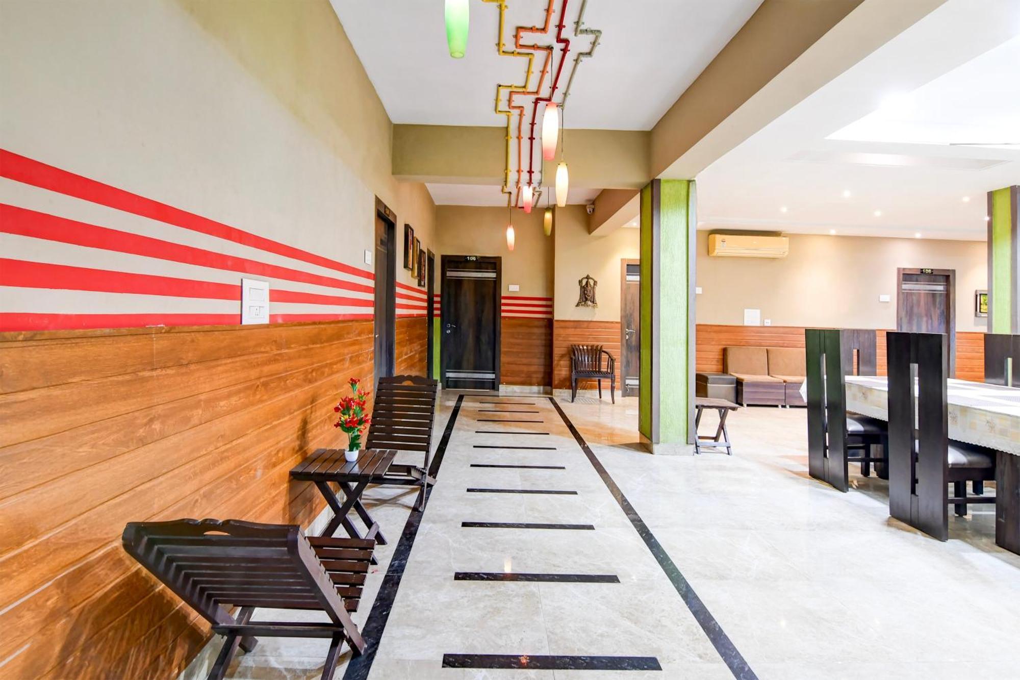 Hotel Super Collection O Behala Bhasa Exterior foto
