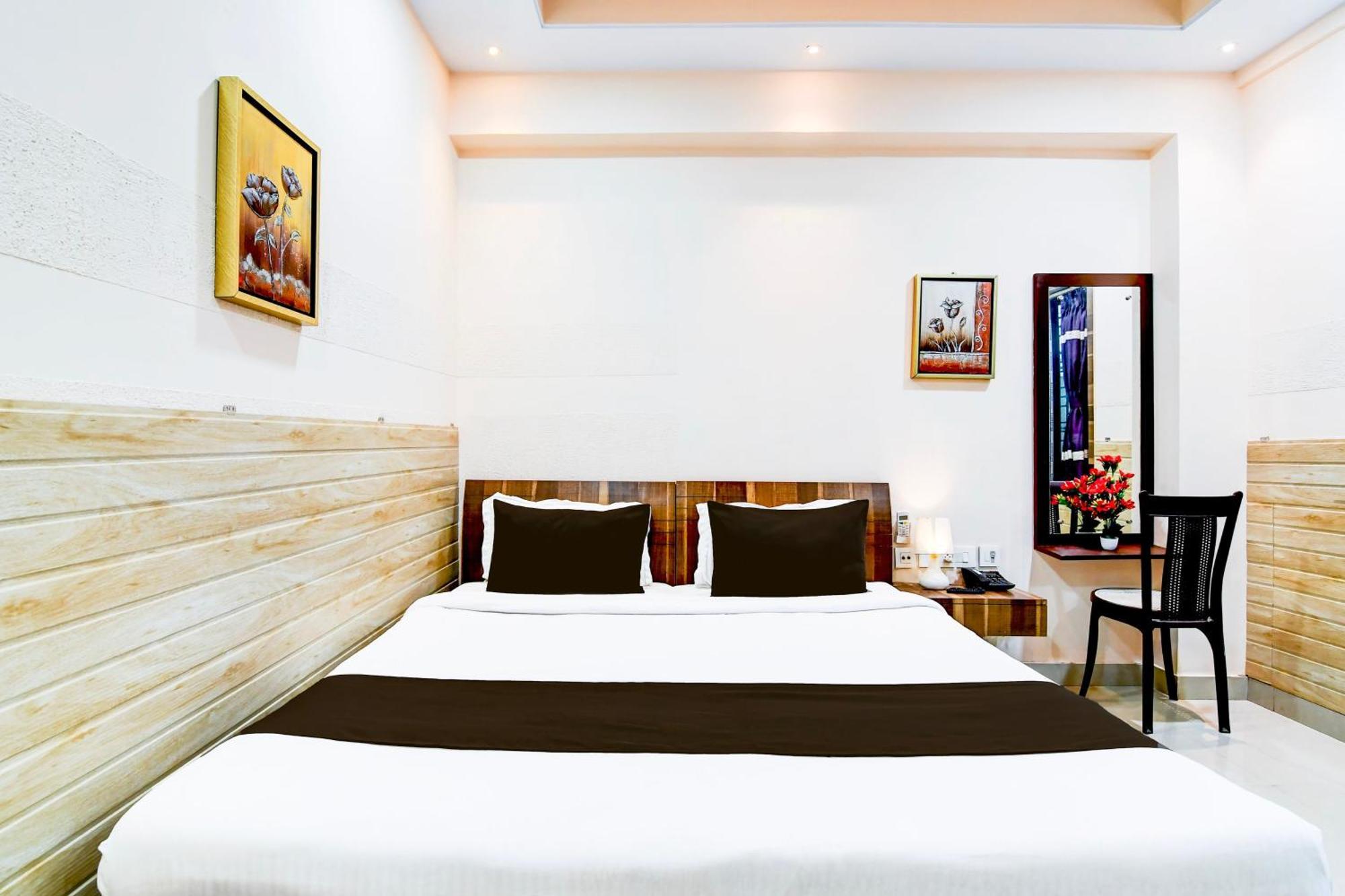 Hotel Super Collection O Behala Bhasa Exterior foto